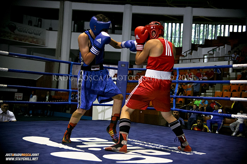 Doi pugilisti boxeaza miercuri, in cadrul Campionatului National de Box ce se desfasoara in Sala Sporturilor din Targu Mures in perioada 27 iunie - 2 iulie 2011