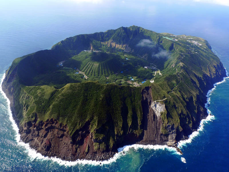 Aogoshima island volcano