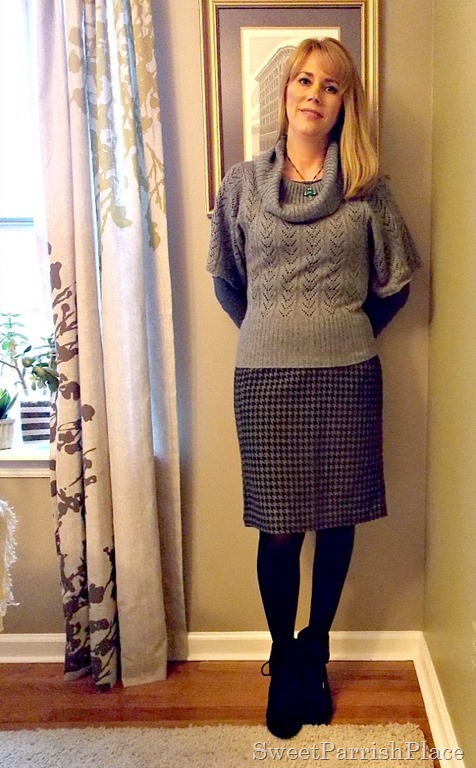 I share take pictures of my daily outfits every Wednesday and share them on my blog. I am a mother and I work in a school, so my outfits are great inspiration for teachers, moms, and other casual business professionals.