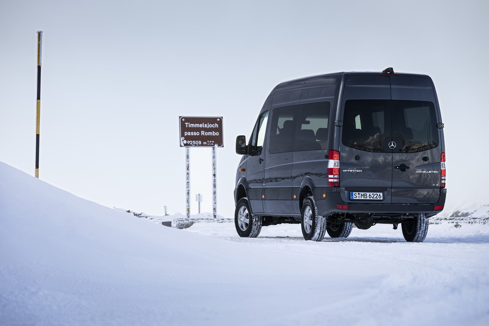 [Mercedes-Benz-Sprinter-4x4-68%255B2%255D.jpg]