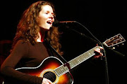 Edie Brickell