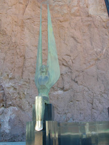 095 - Monumento en la presa Hoover.JPG