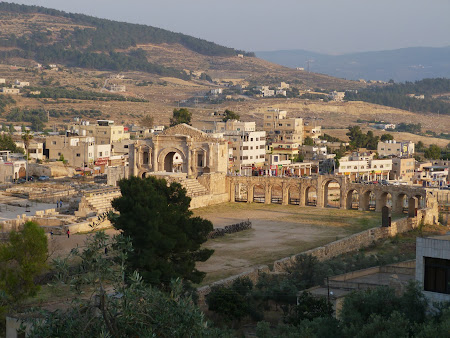 Obiective turistice Jerash: Hipodromul roman