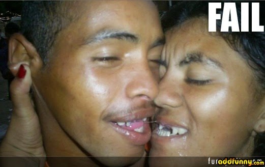 Kiss Of Love Protest In India This Is What I See Funny Pics Kiss Of Love Protest In India This Is What I See Funny Pics