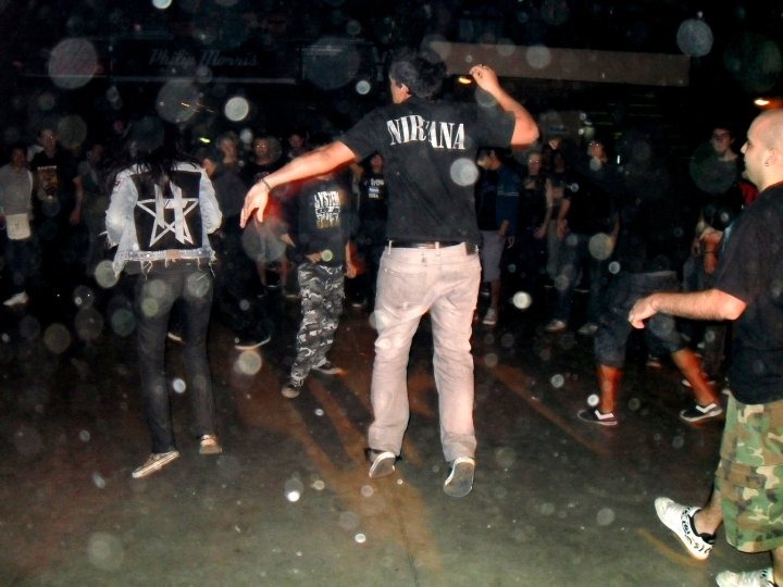 [30498_1459399327829_1318776343_1240831_5488198_n%255B3%255D.jpg]