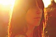 Nicki Bluhm