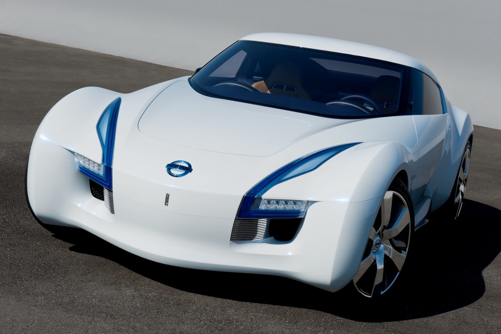[Nissan-Esflow-Concept-2011-5%255B2%255D.jpg]