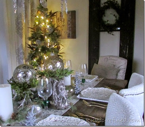 Setting a beautiful Holiday Table for Christmas @ Rustic-refined.com