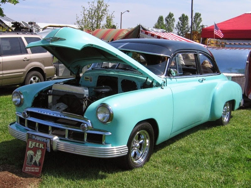 [IMG_8500-1949-Chevrolet-Styleline-2-%255B2%255D.jpg]