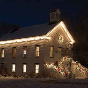 [09-pine-valley-chapel-during-candlelight-christmas-at-this-is-the-place-heritage-park%255B6%255D.jpg]