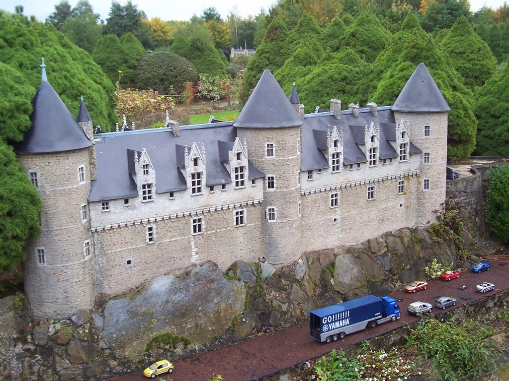 [2013.10.25-057-chteau-de-Josselin5.jpg]