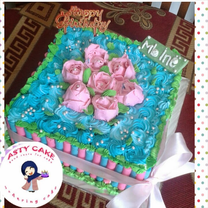 Asty'Cake Tart ultah dengan bunga
