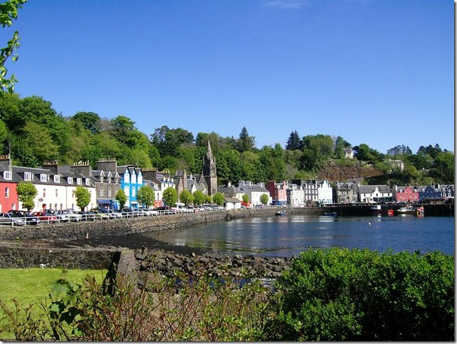 Tobermory town