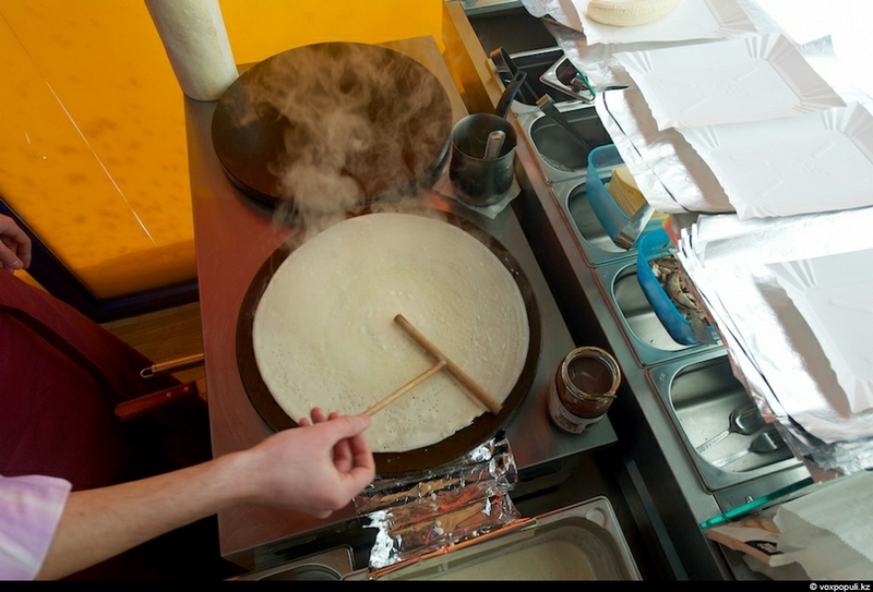 pancakesmaking-35.jpg