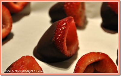 Chocolate-covered-strawberries_thumb