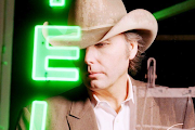 Dwight Yoakam
