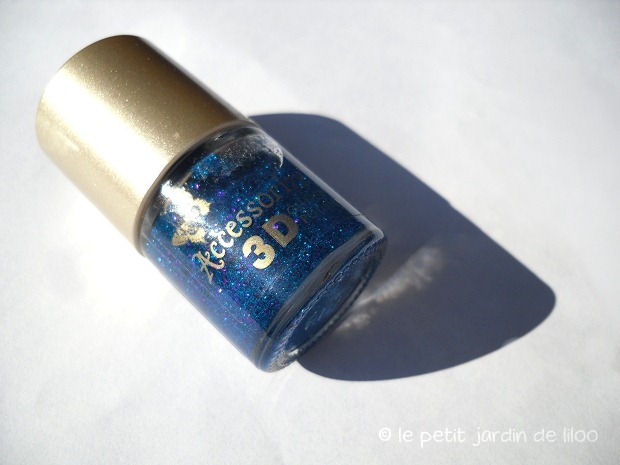 01-accessorize-dream-3d-nail-polish-swatch-review