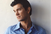 Chris Isaak