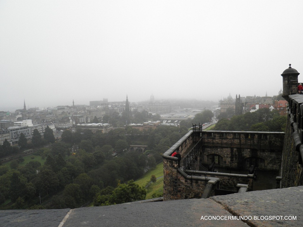 [Edimburgo.-Vistas-desde-el-castillo-%255B18%255D.jpg]