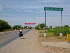 206km of desert between Piura and Chiclayo.