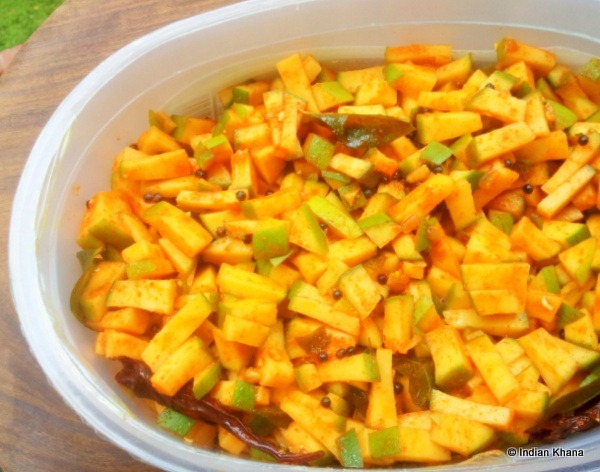 [Easy%2520South%2520Indian%2520Style%2520Instant%2520Raw%2520Mango%2520Pickle%2520Recipe%255B4%255D.jpg]