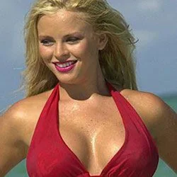 Sandra Muñoz – Fotos Sexy Foto 33