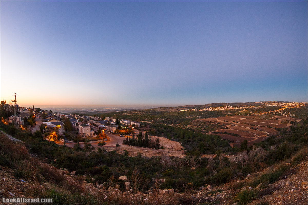 Ресторан «Муза на горе» в поселении Шореш, Иерусалим | LookAtIsrael.com - Фото путешествия по Израилю | מסעדת מוזה בהר