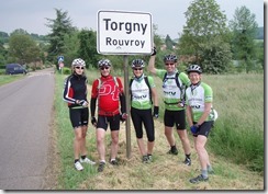 Het eindpunt: Torgny met een écht voelbaar warmer micro-klimaat!!! Nog 500 meter te fietsen.