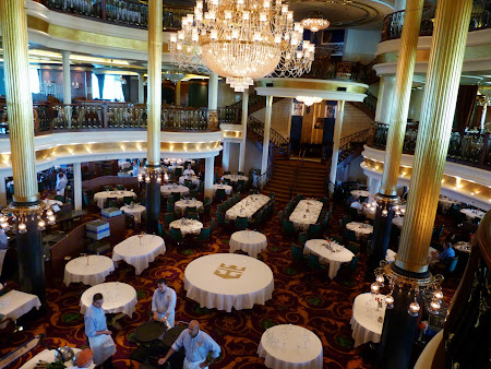 Croziera pe Mediterana: Restaurantul a la carte pe vas