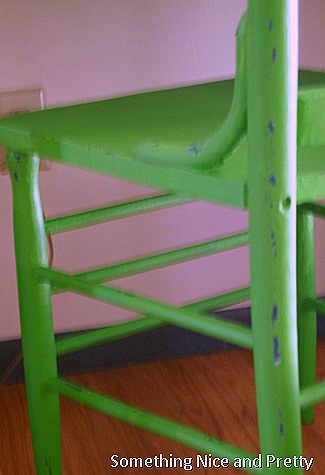 green chair 012