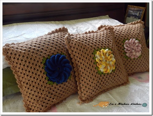 Almofada Croche Flor Lã 1