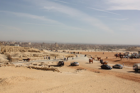 Imagini Egipt: Cairo vazut de pe platoul Giza