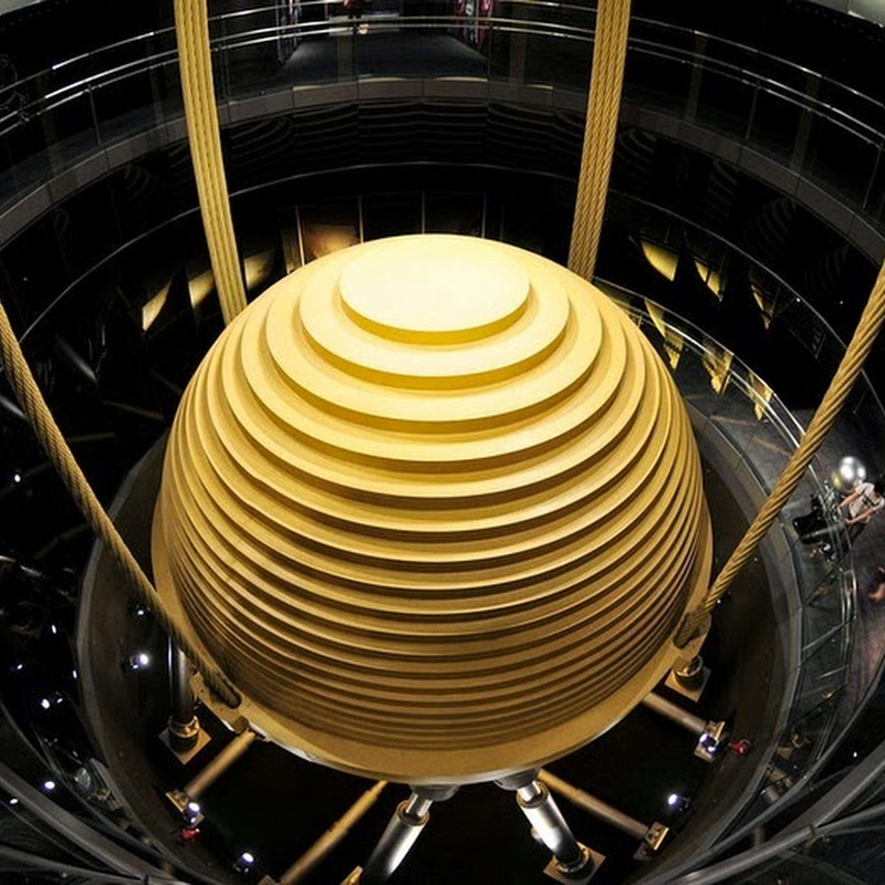 The 728-Ton Tuned Mass Damper of Taipei 101 | Amusing Planet