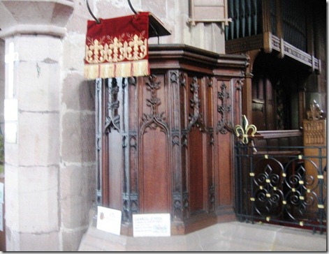 beautiful wood pulpit