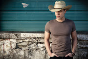Dustin Lynch