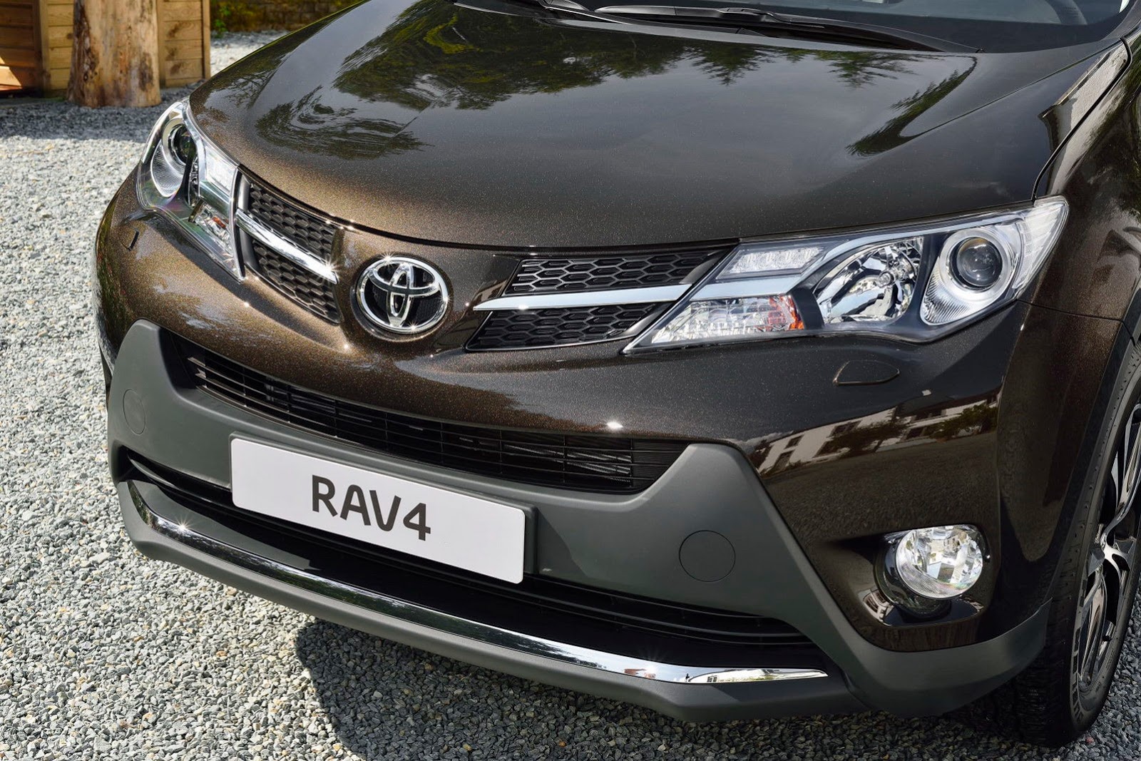[Toyota-Rav4-15%255B2%255D.jpg]