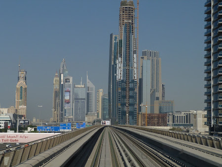  Metro Dubai