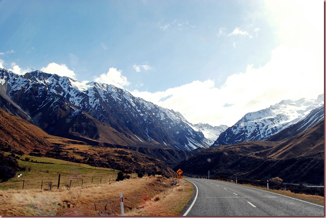 road to Aoraki  mount cook II