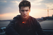 Bastian Baker