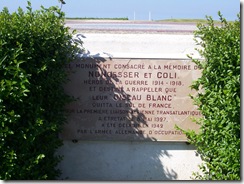 2012.08.10-015 monument Nungesser et Coli