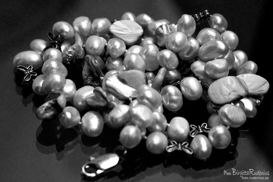 bw_20110910_pearls1
