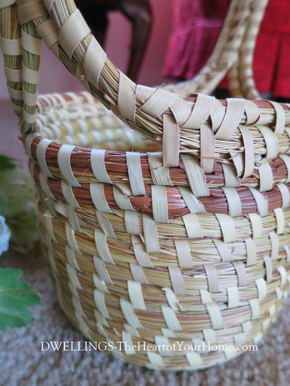 Sweetgrass basket close up