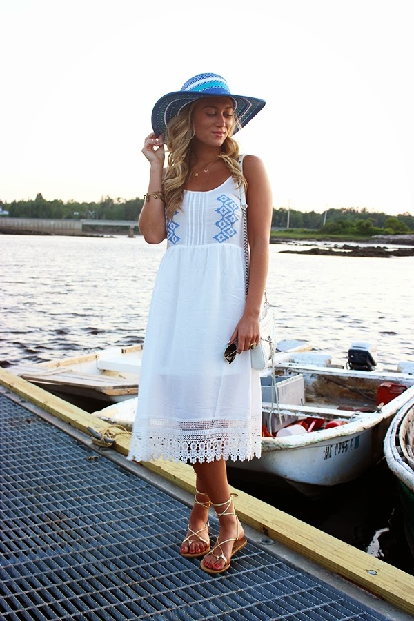 The girls in their summer dresses analytical essay