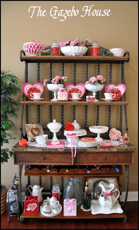 Valentines table & backers rack 002