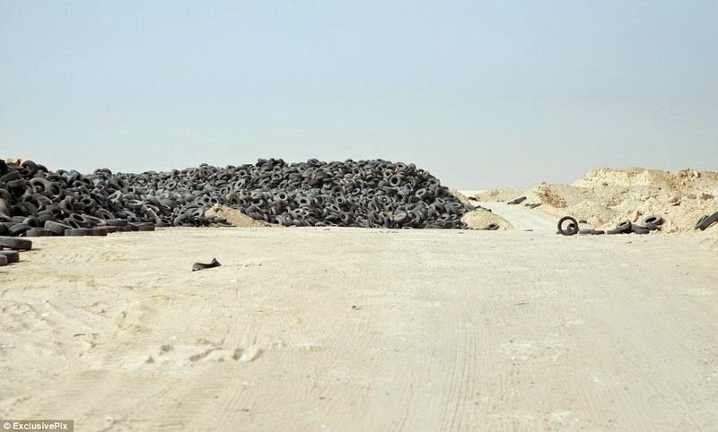 kuwait-tire-graveyard-8