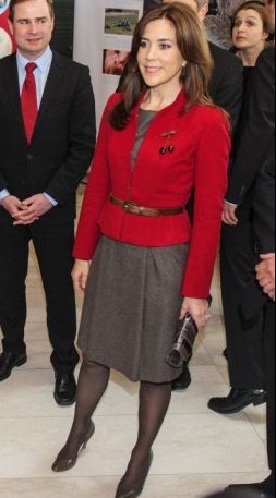 [839269-la-princesse-mary-inaugurait-%255B1%255D.jpg]