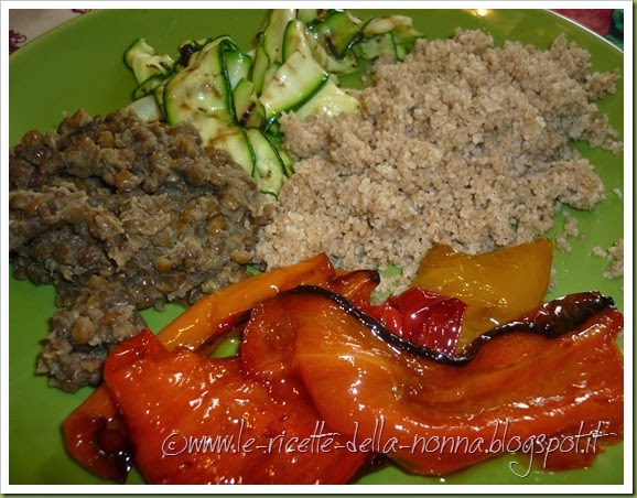 Cuscus con lenticchie, peperoni al forno e zucchine grigliate (10)