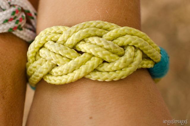 DIY Camping Bracelets | Nautical Knots | personallyandrea.com
