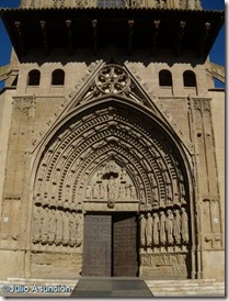 Catedral de Huesca - Pórtada gótica