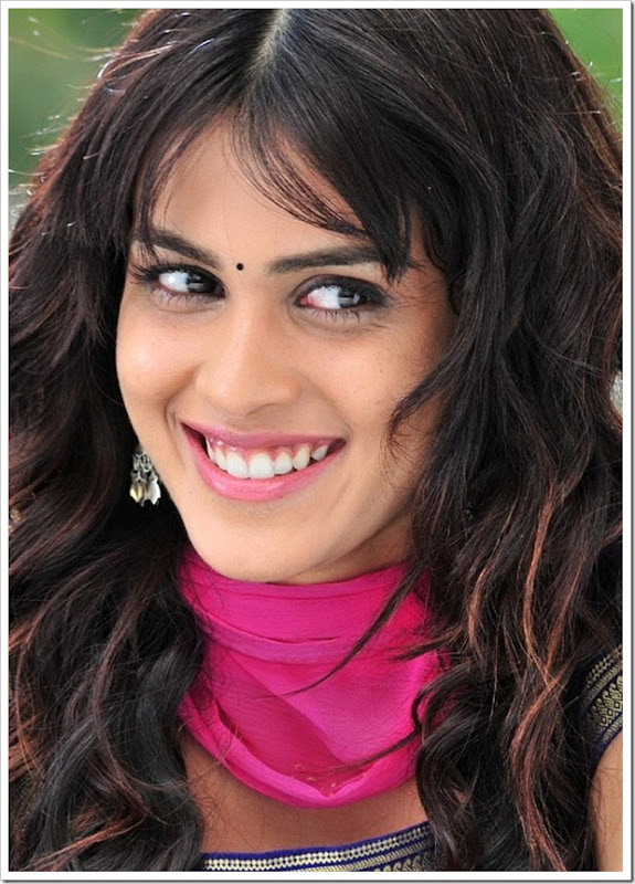 genelia-pictures-02mastitime